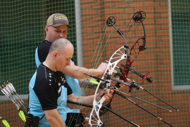 Paweł Sidor z Barlinka srebrnym medalistą Mistrzostw Polski w Łucznictwie Halowym.