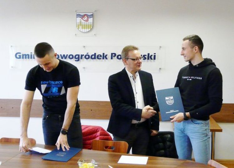 Nagrody dla dwóch sportowców z Nowogródka Pomorskiego.