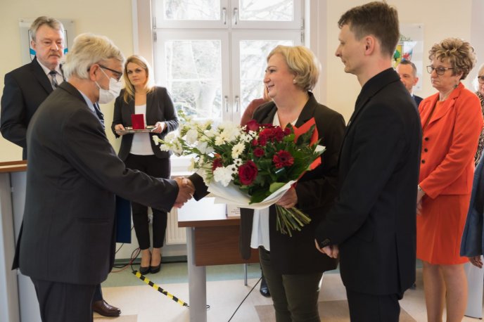  Złota Odznaka Honorowa Gryfa Zachodniopomorskiego dla Pana Józefa Stachowiaka – Radngo Powiatu Stargardzkiego.