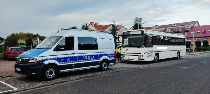 Kontrola szkolnych autobusów w Gminie Chociwel.